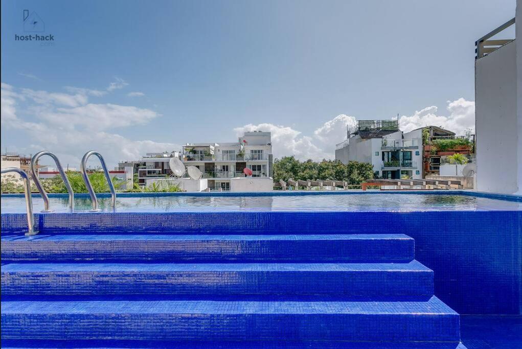 Danzamar 1b With Pool & Rooftop Near Mamitas Playa del Carmen